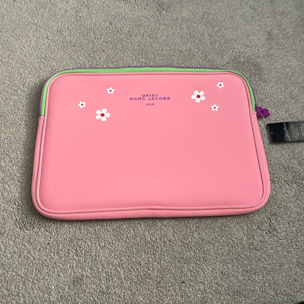 Marc Jacob’s laptop case